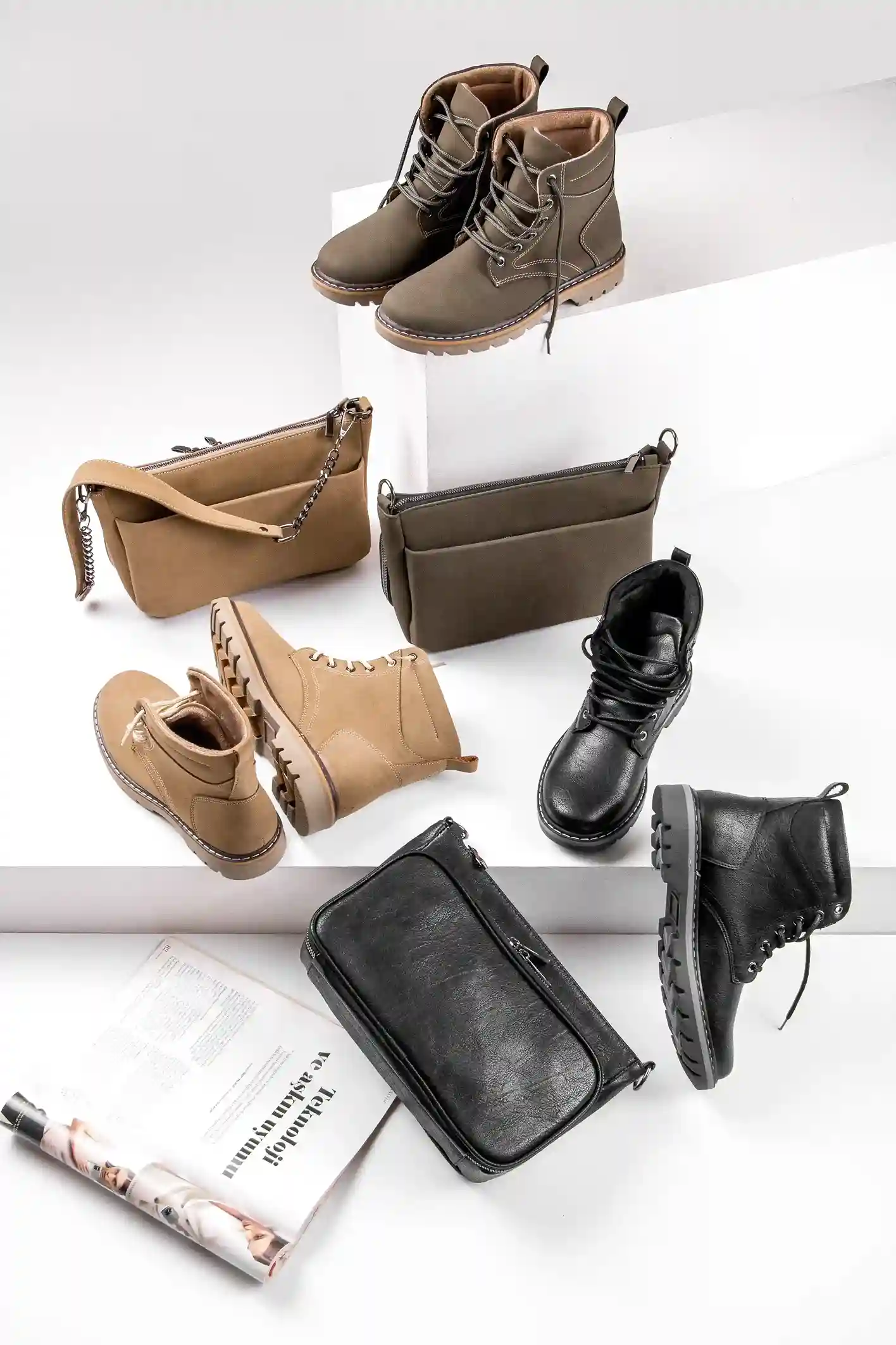 بوت سولینا و کیف امگا