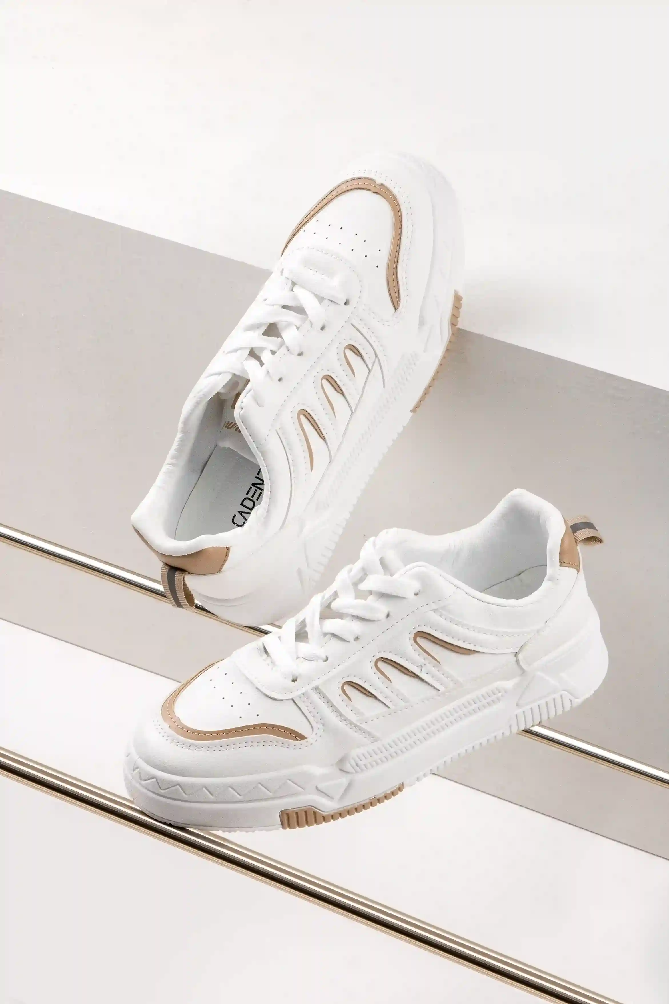 کفش اسپرت دخترانه برای مدرسه مشکی