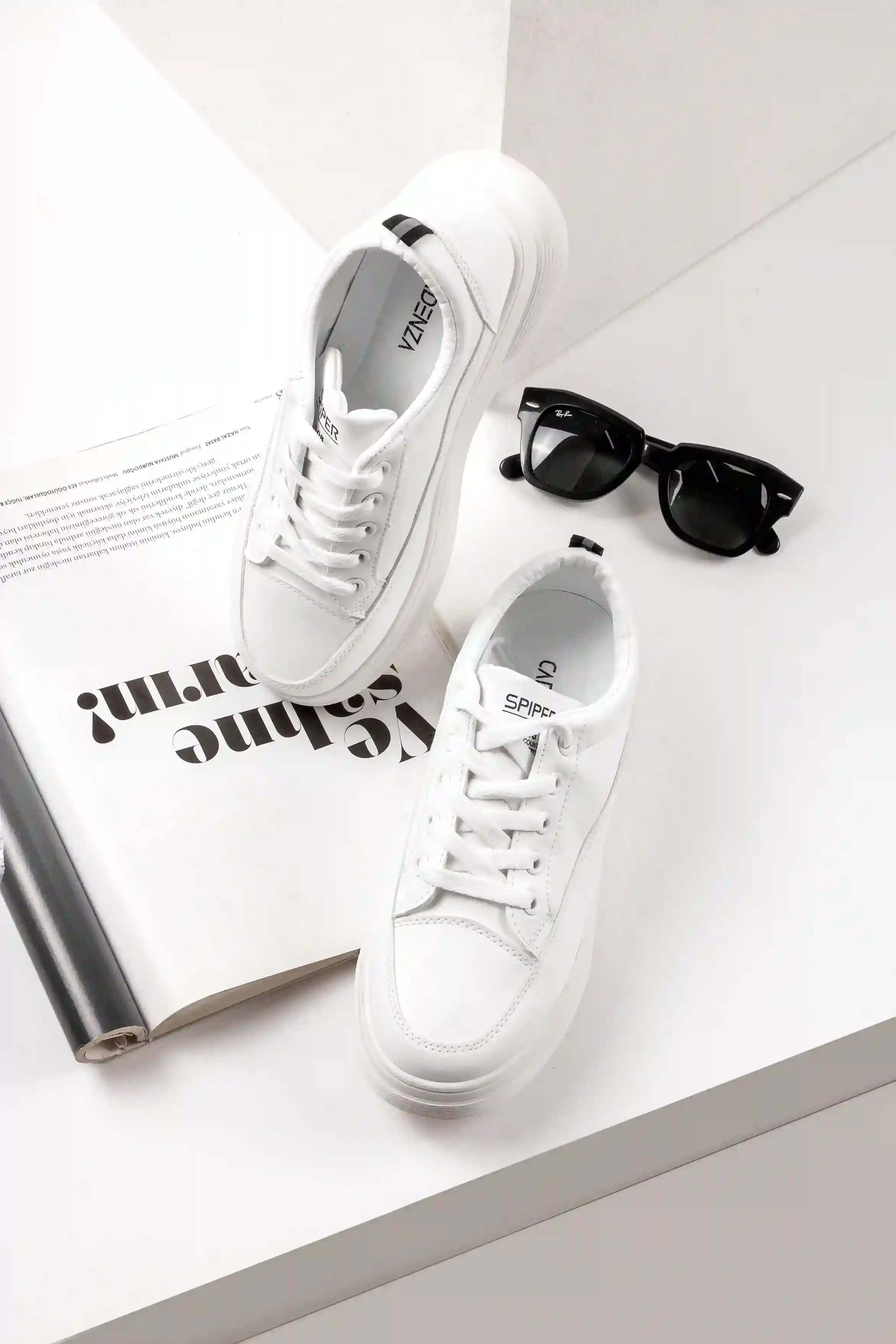 کفش اسپرت دخترانه برای مدرسه مشکی