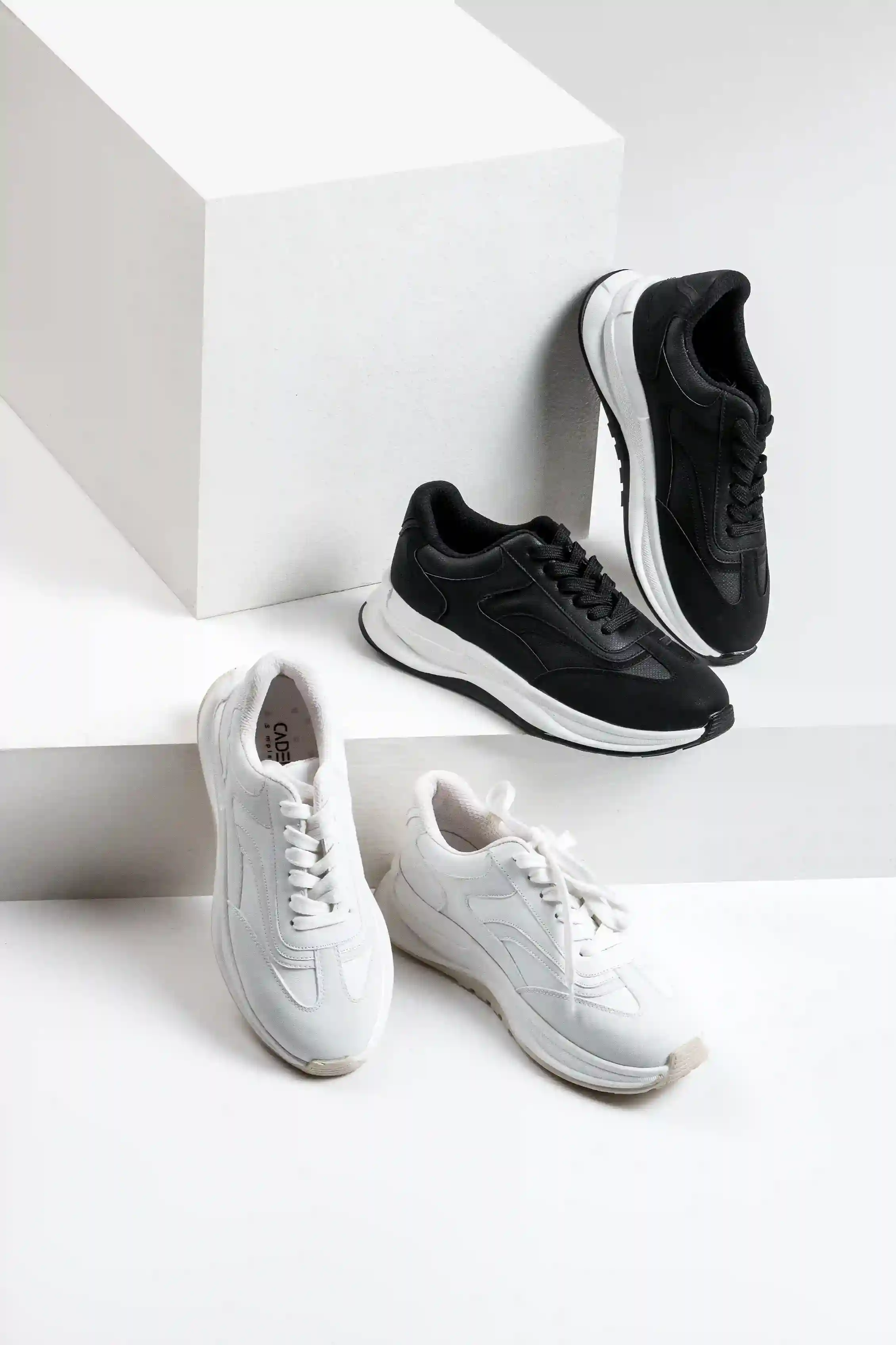 کفش اسپرت دخترانه برای مدرسه مشکی